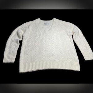 Lucky Brand V-neck oversized eyelash White Cable Knit Sweater Size Small